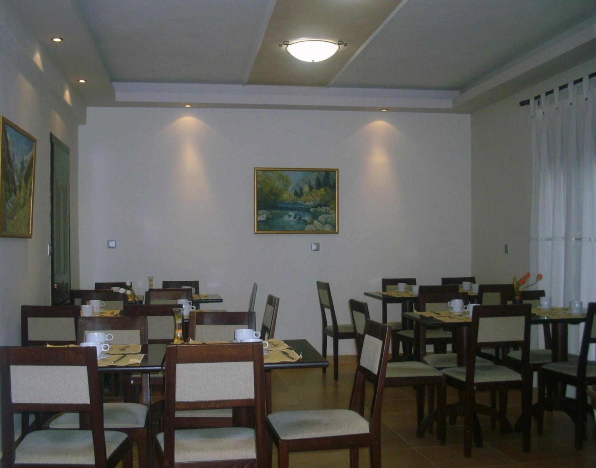 Nostos Hotel Káto Loutrákion 외부 사진