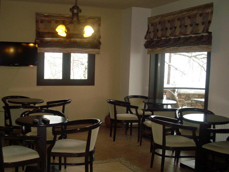 Nostos Hotel Káto Loutrákion 외부 사진
