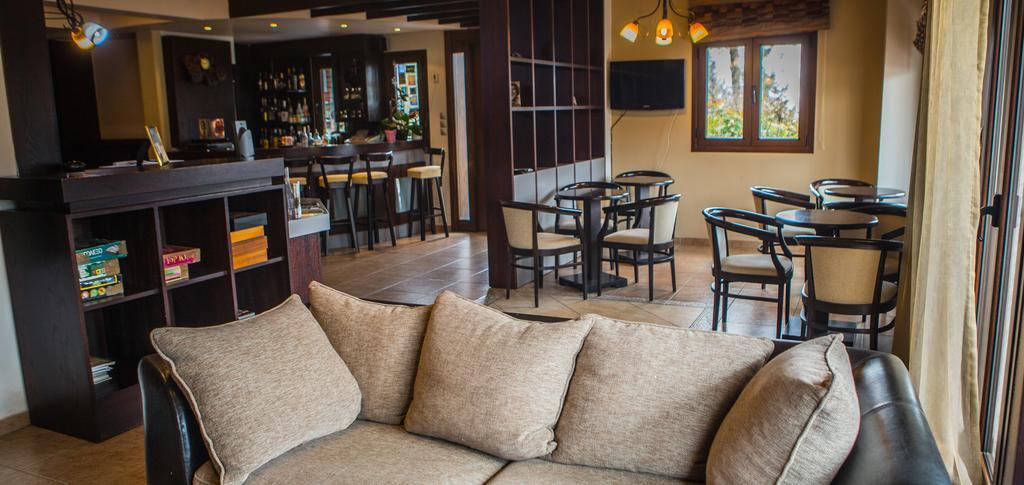 Nostos Hotel Káto Loutrákion 외부 사진